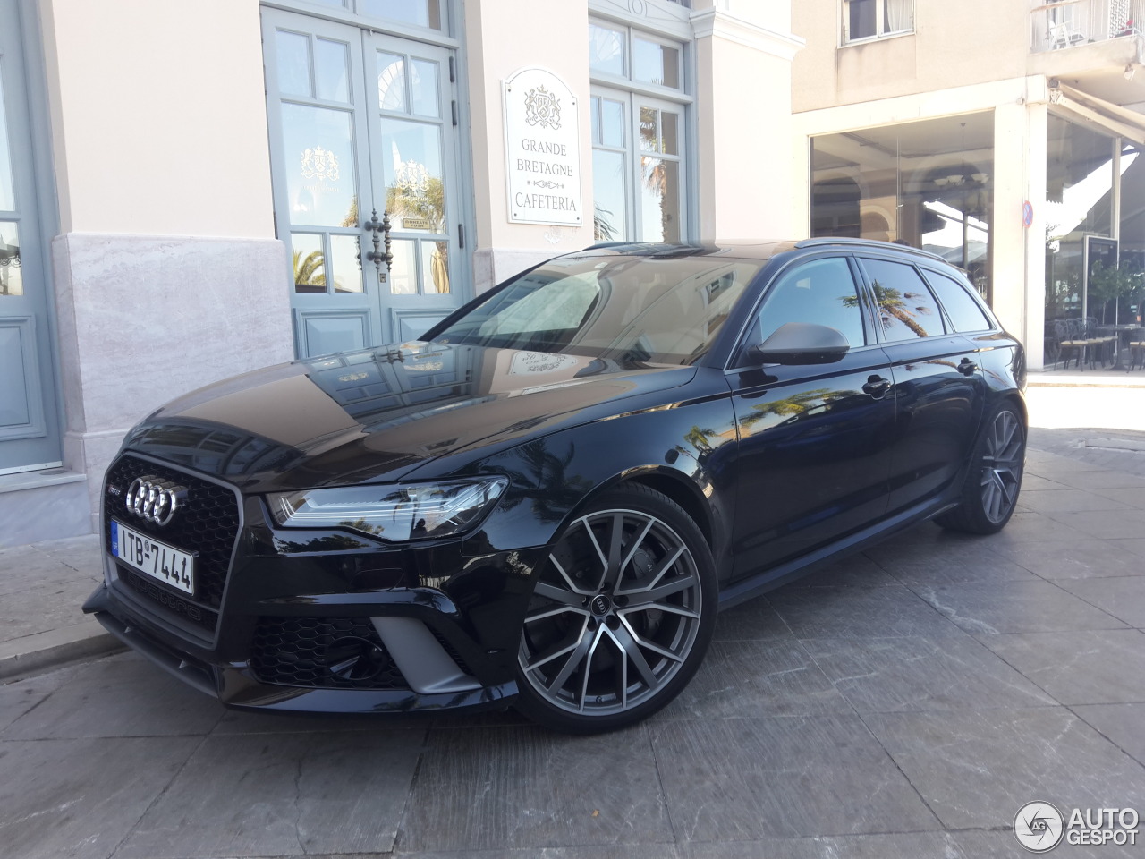 Audi RS6 Avant C7 2015