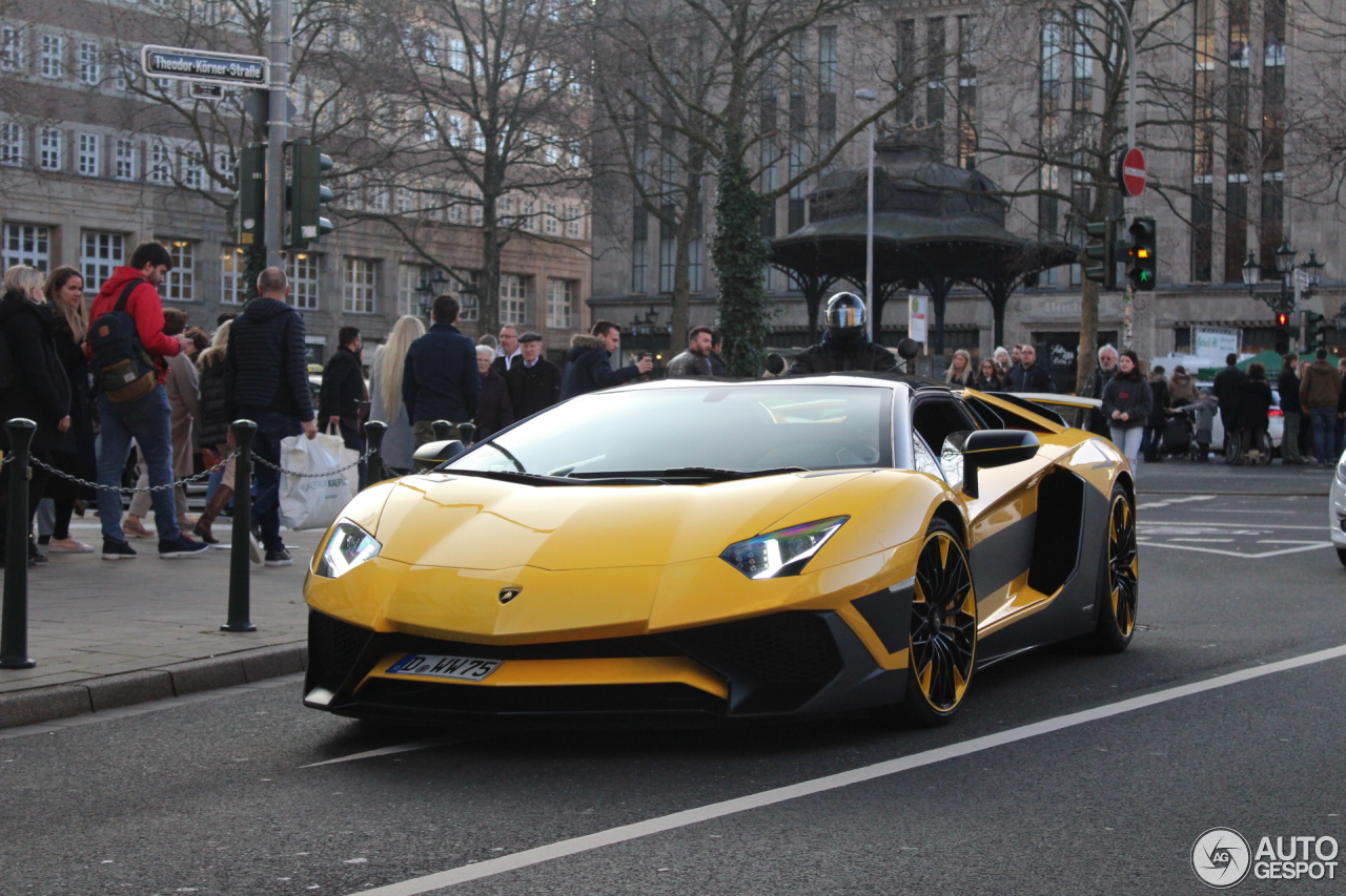 Lamborghini Aventador LP750-4 SuperVeloce Roadster