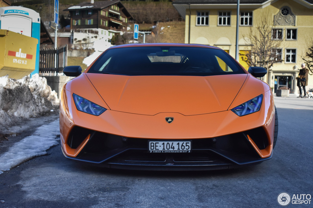 Lamborghini Huracán LP640-4 Performante