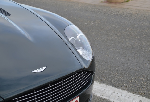 Aston Martin DB9 Volante