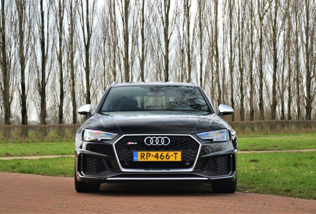 Audi RS4 Avant B9