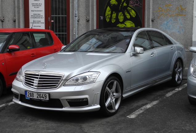 Mercedes-Benz S 63 AMG W221 2010