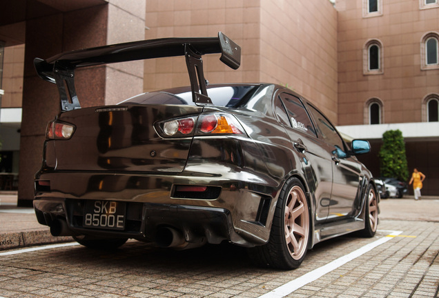 Mitsubishi Lancer Evolution X