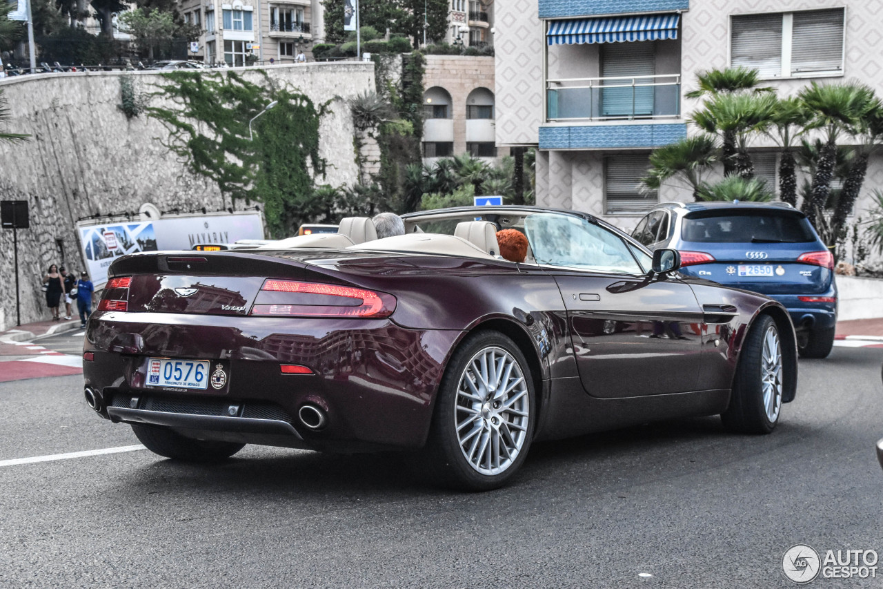 Aston Martin V8 Vantage Roadster