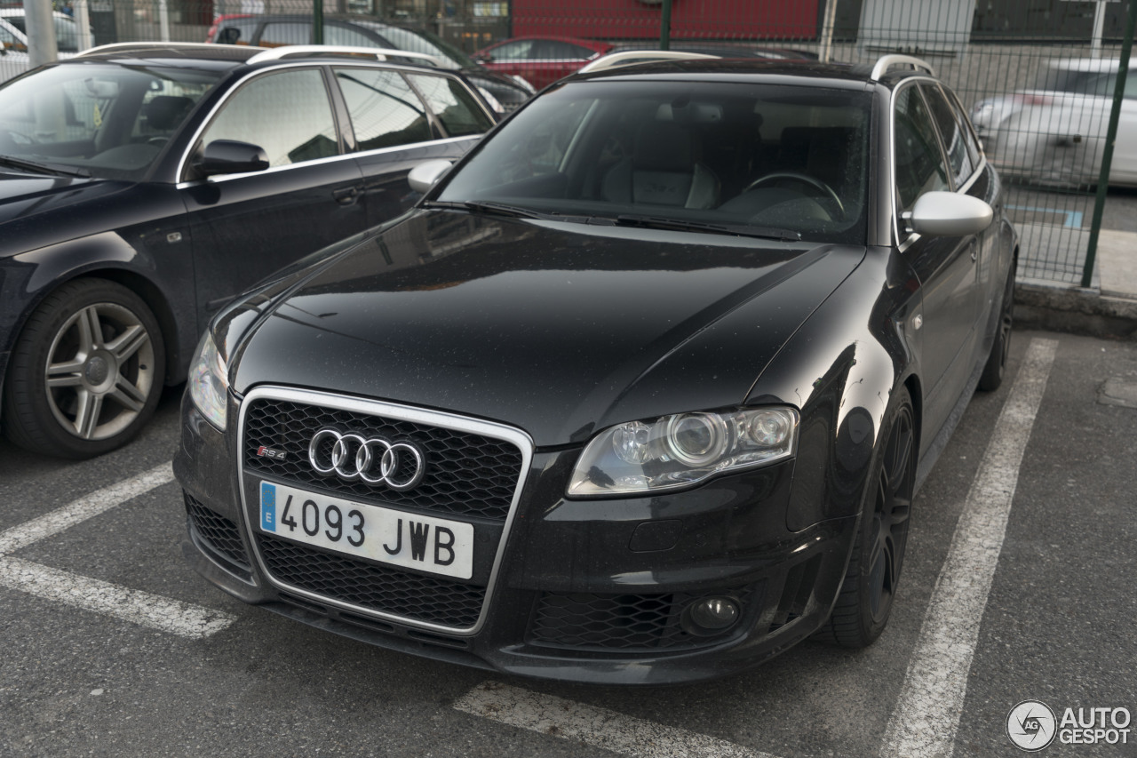 Audi RS4 Avant B7