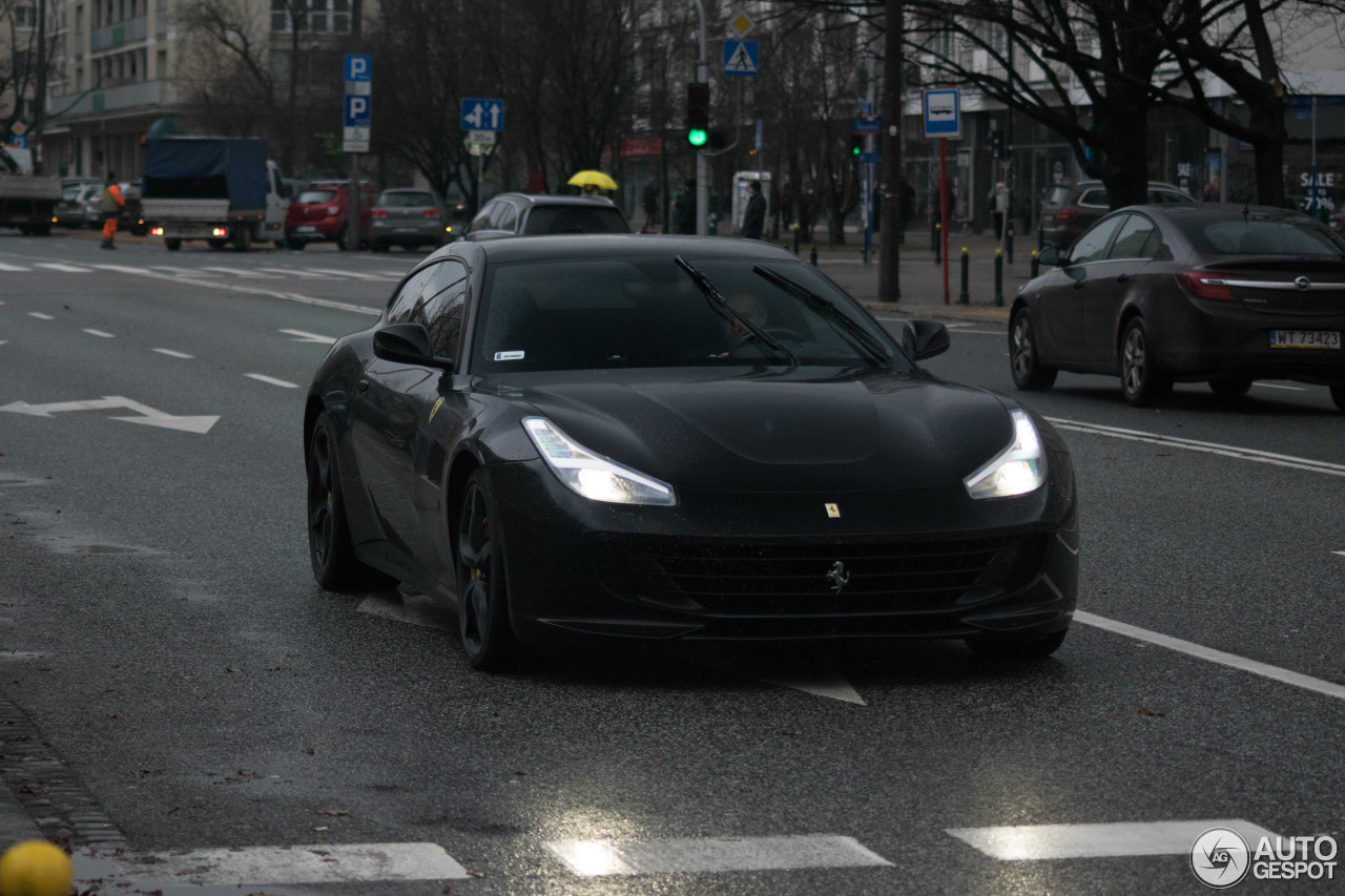 Ferrari GTC4Lusso