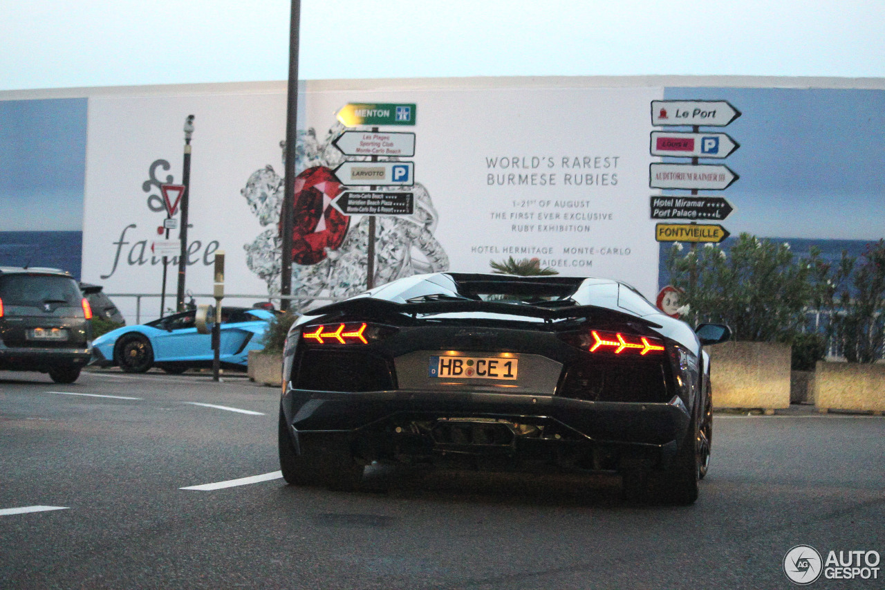 Lamborghini Aventador LP700-4 Roadster