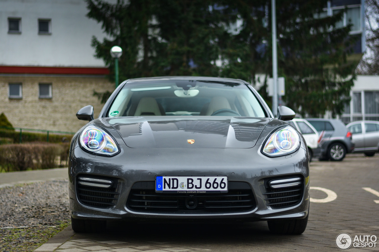 Porsche 970 Panamera Turbo S Executive MkII