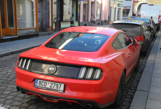 Ford Mustang GT 2015