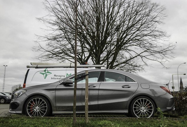 Mercedes-AMG CLA 45 C117