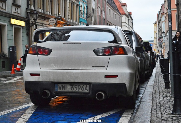 Mitsubishi Lancer Evolution X