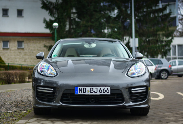 Porsche 970 Panamera Turbo S Executive MkII