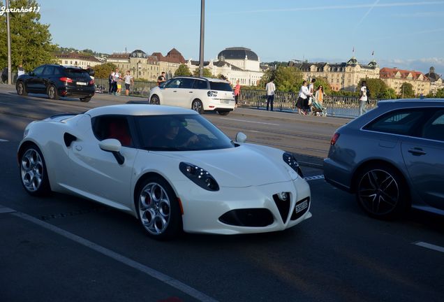 Alfa Romeo 4C Coupé