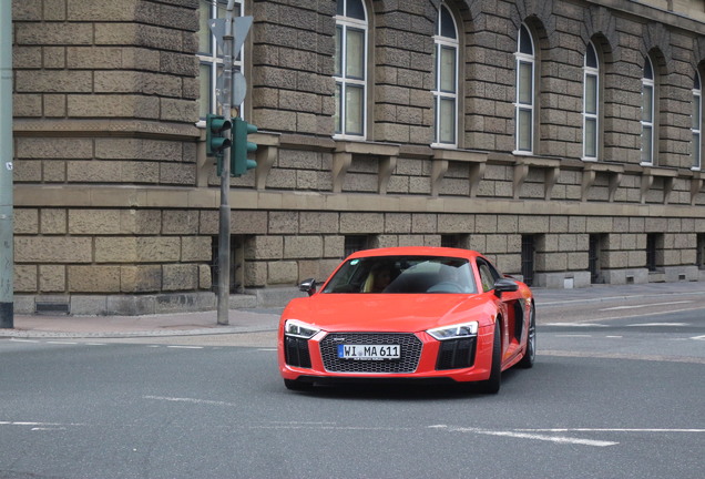 Audi R8 V10 Plus 2015