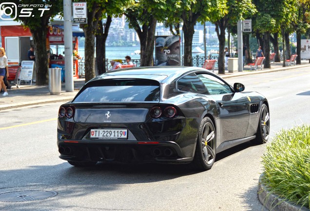 Ferrari GTC4Lusso