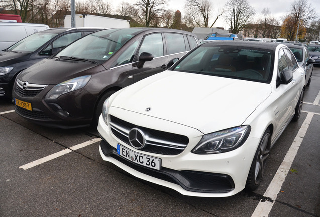 Mercedes-AMG C 63 S W205