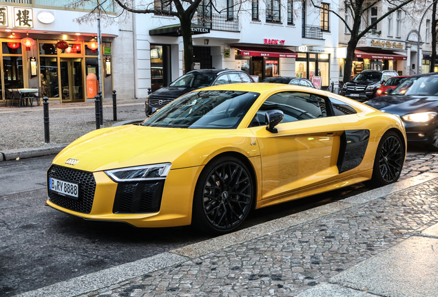 Audi R8 V10 2015