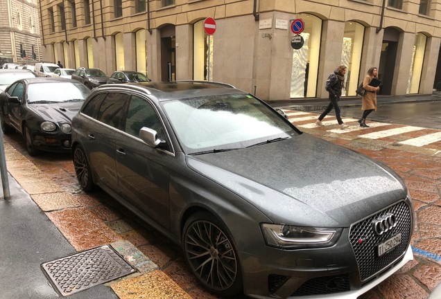 Audi RS4 Avant B8