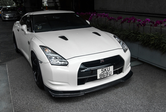 Nissan GT-R