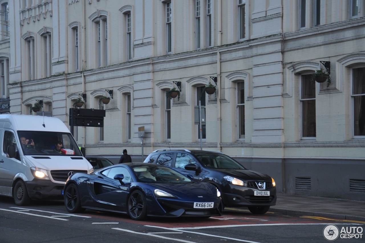 McLaren 570GT