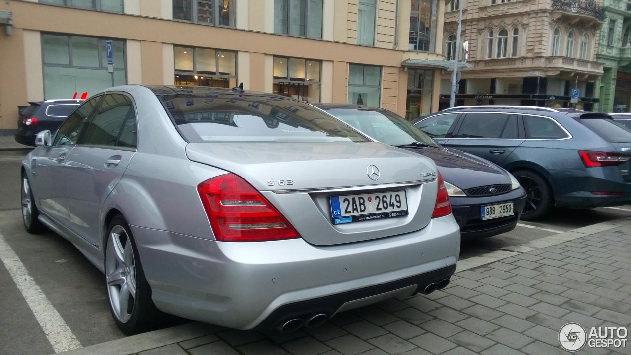 Mercedes-Benz S 63 AMG W221 2010