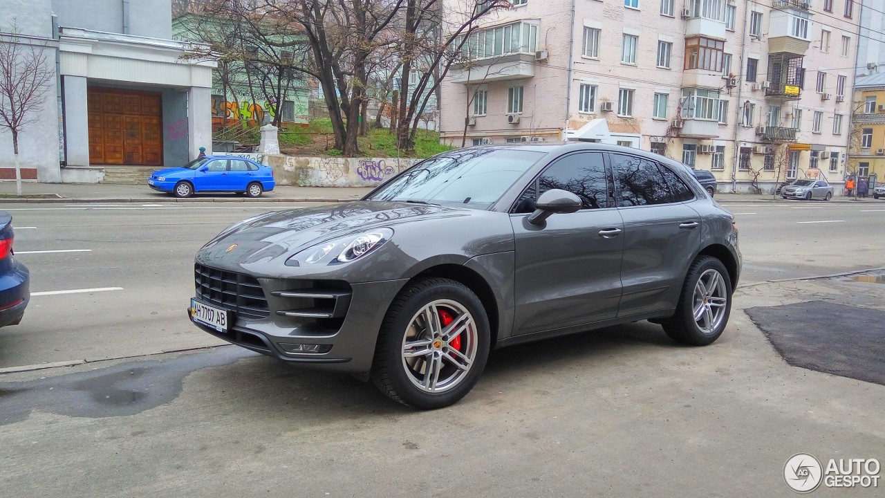 Porsche 95B Macan Turbo