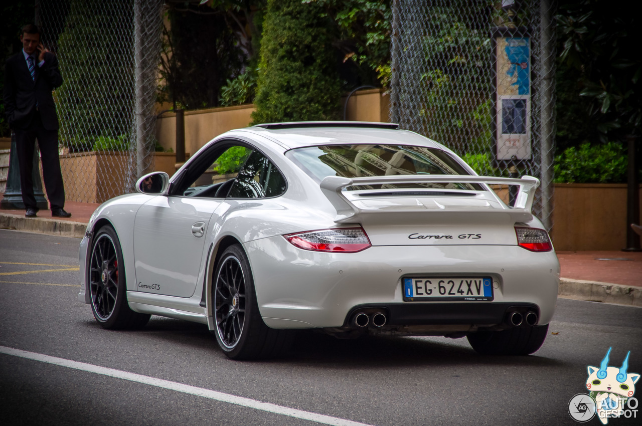 Porsche 997 Carrera GTS