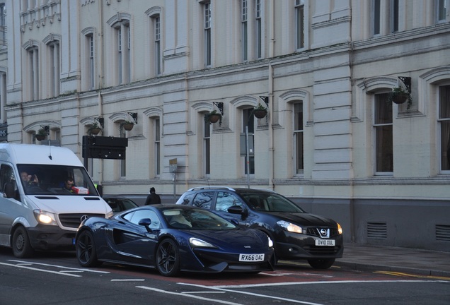 McLaren 570GT