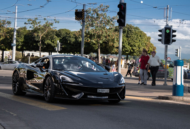 McLaren 570S