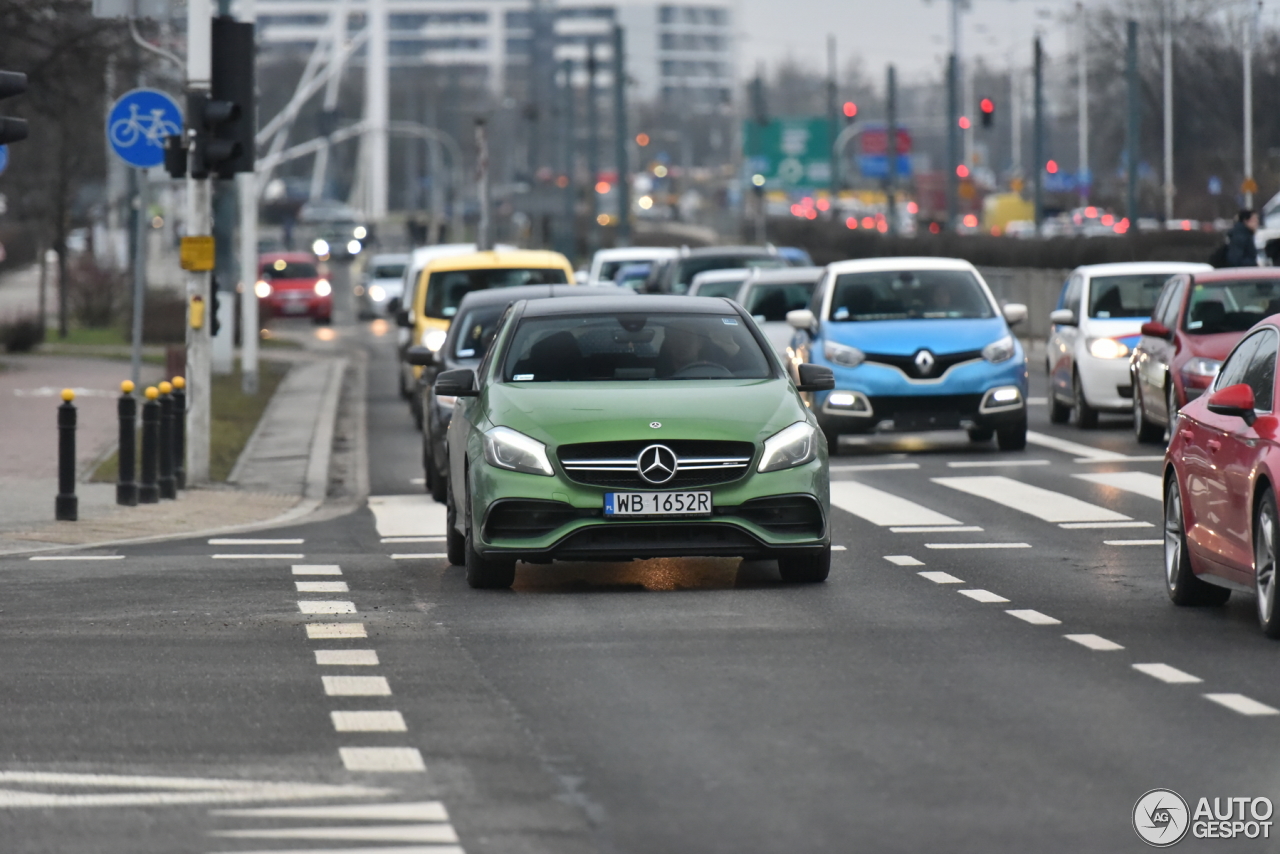 Mercedes-AMG A 45 W176 2015