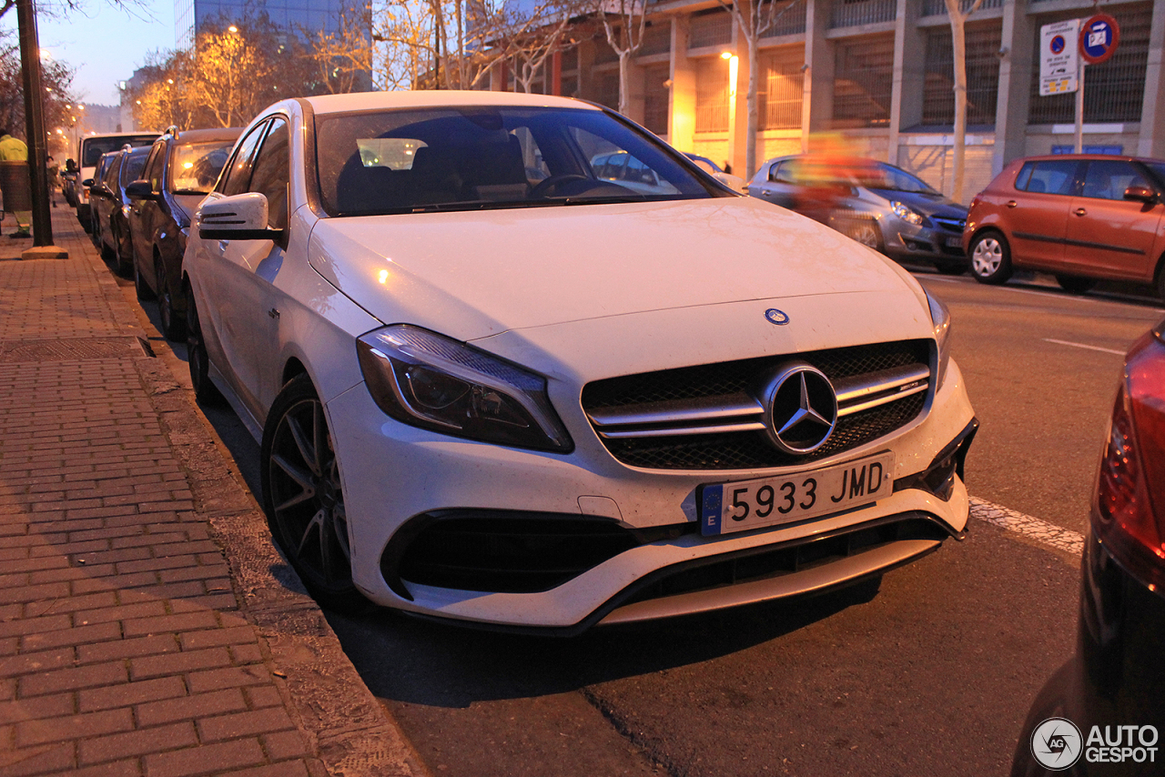 Mercedes-AMG A 45 W176 2015