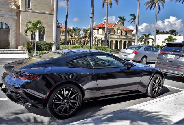 Aston Martin DB11