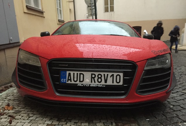 Audi R8 V10 Plus 2013