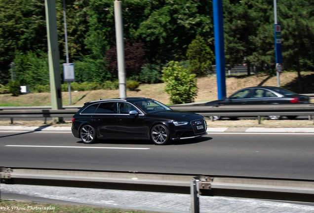 Audi RS4 Avant B8