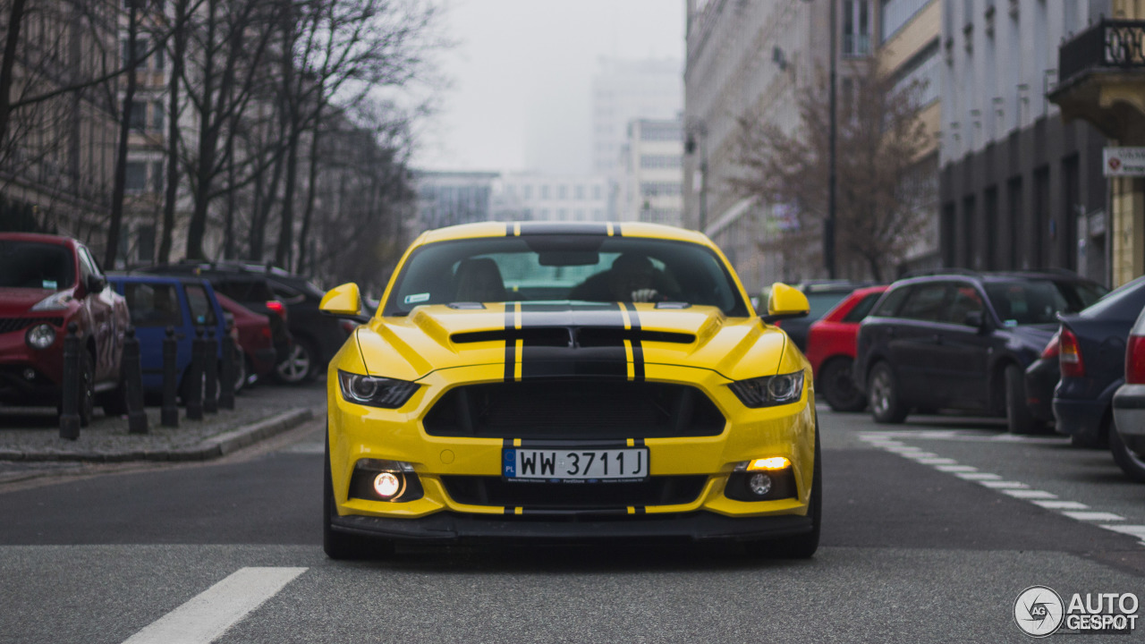 Ford Mustang Roush Stage 2 2015