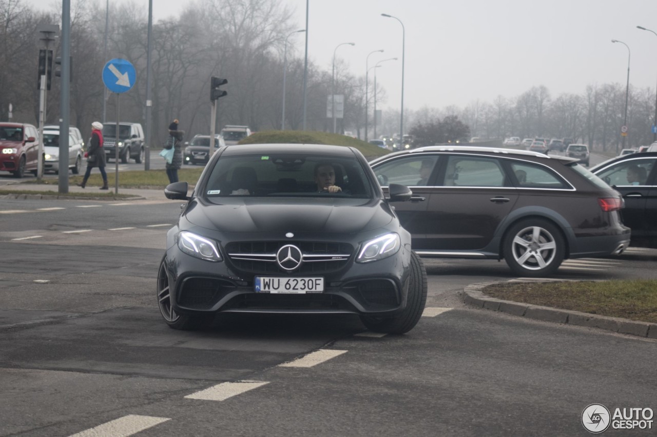 Mercedes-AMG E 63 S W213