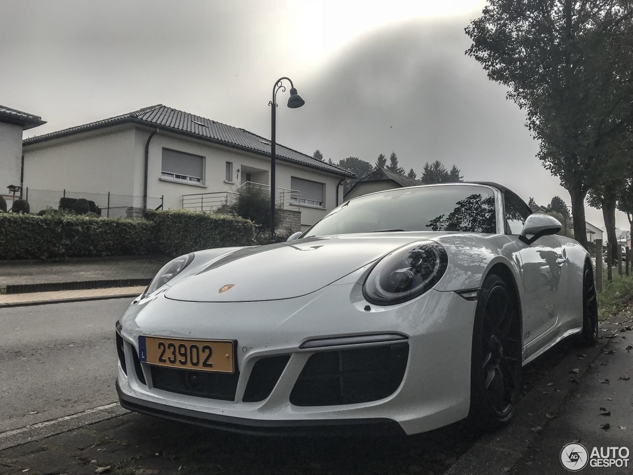 Porsche 991 Carrera 4 GTS Cabriolet MkII