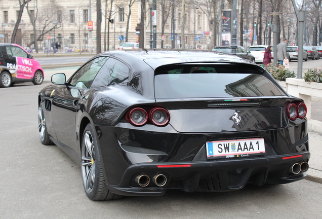 Ferrari GTC4Lusso