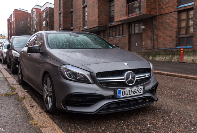 Mercedes-AMG A 45 W176 2015