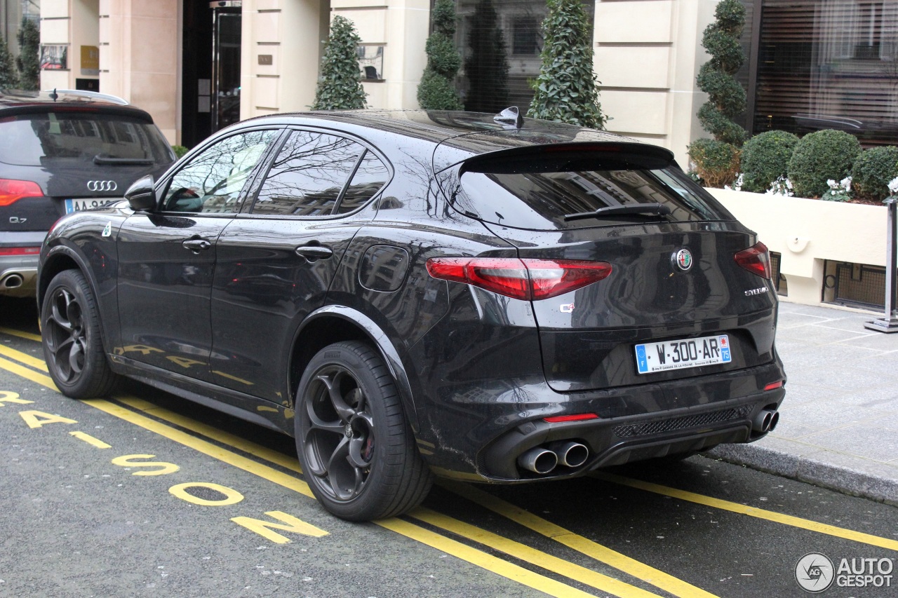 Alfa Romeo Stelvio Quadrifoglio