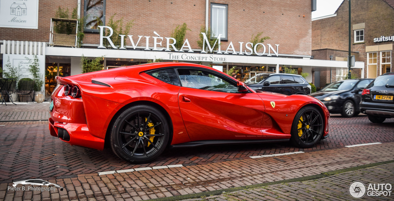 Ferrari 812 Superfast