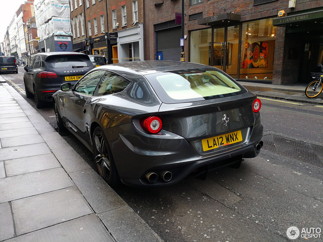 Ferrari FF