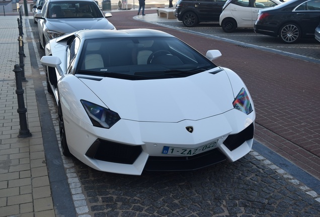 Lamborghini Aventador LP700-4 Roadster