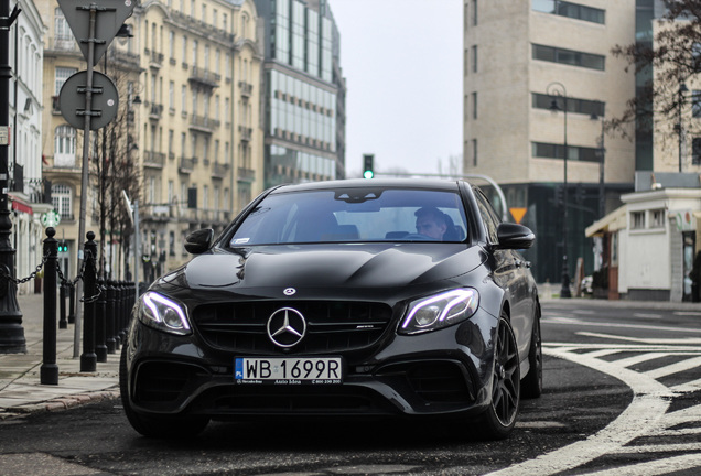 Mercedes-AMG E 63 S W213