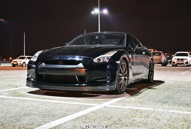 Nissan GT-R