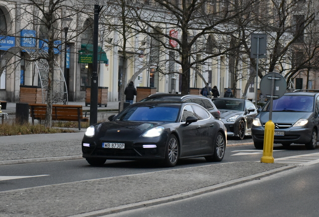 Porsche 971 Panamera Turbo