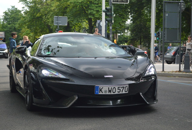 McLaren 570S