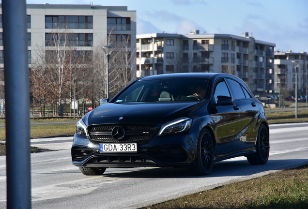 Mercedes-AMG A 45 W176 2015