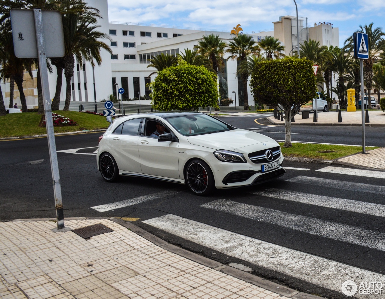 Mercedes-AMG A 45 W176 2015