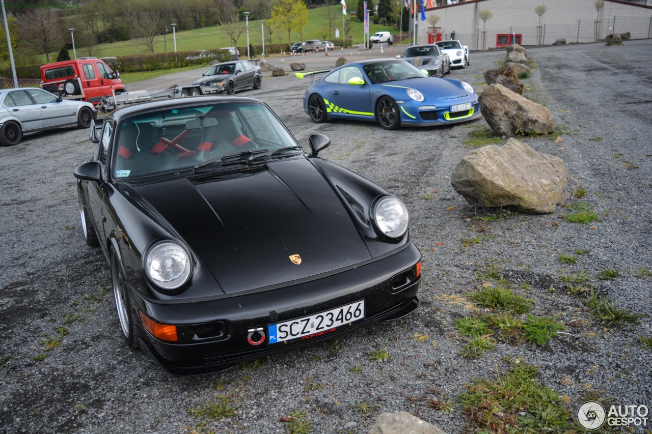 Porsche 964 Carrera RS